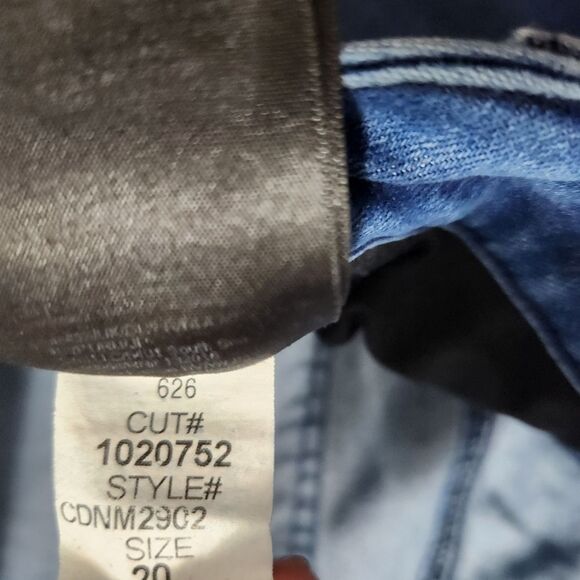 NYDJ Curves 360 Blue Denim Shorts Plus Size 20 Casual Modest Everyday Mom Jeans - Picture 3 of 4